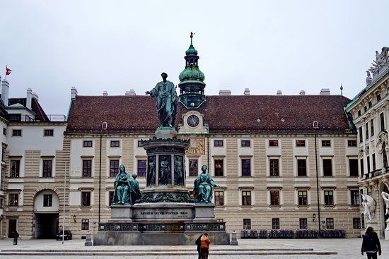 Kaiser Franz II Monument